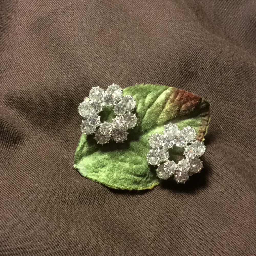 1950’s Kramer of NY clip on rhinestone earrings